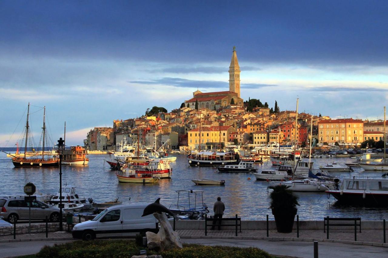 Apartments And Rooms With Parking Space Rovinj - 7170 외부 사진